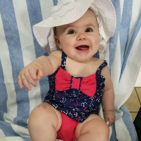 Meet your Posher, Kelsey - Picture 1 of 1